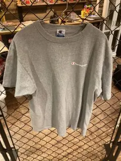 Champion ワンポイント ロゴ Tシャツ グレー L 古着 チャンピオンのサムネイル