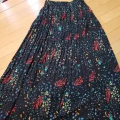 【9月処分】花柄プリーツロングスカート