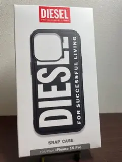 DIESEL iPhone 15Pro Snap Caseブラック