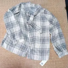 チェック柄長袖シャツ