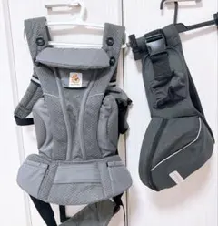 Ergobaby 抱っこ紐 & Plaisirueux ヒップシートのサムネイル