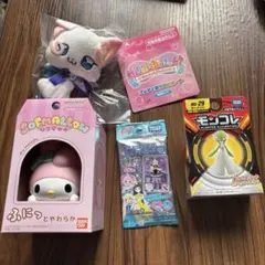 ひみつのアイプリ　カード　わんだふるプリキュア　マイメロ　まいめろ　モンコレ