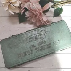 Item thumbnail for item 992790ba-5864-4b38-8b32-f75c459a7cc7