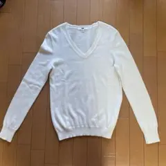 UNIQLO カシミヤVネックセーター　白　Mサイズ