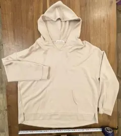 Alphabet's alphabet ベージュ パーカー Fサイズ レディース