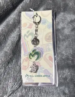 ランダムチャームキーホルダー