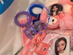 TWICE THIS IS FOR ロッカーキーリング　ツウィ