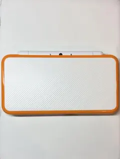 New 2DS LL ホワイト/オレンジ 本体 + ケース 8つのカセット付き