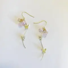 天然石ローズクォーツ　蝶々　ピアス