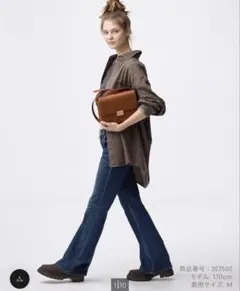 GU スリムフレアジーンズ　丈標準