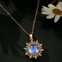 ゴールドメッキネックレス クリスタル付き