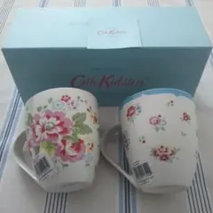 〈新品未使用〉Cath Kidston 花柄 マグカップ 2個セット