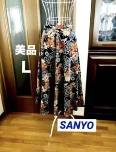 SANYO⭐️和な花柄フレアースカート／婚／シック／美品のサムネイル