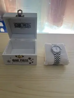 プレミアONE PIECE トニートニー・チョッパー 腕時計　桜の記憶2012