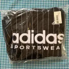 アディダス　スポーツウェア　パーカー　M