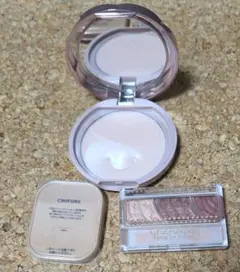 マシュマロフィニッシュパウダー、ちふれ ファンデーション、セザンヌ アイシャドウのサムネイル