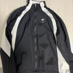NIKEウェア　ナイロンジャケット　値下げ対応致します