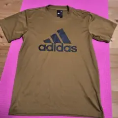 adidas Tシャツ L