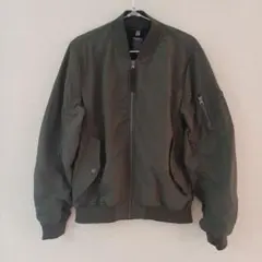 三連休限定値下げ！美品【ワークマン】オリーブ MA-1 風フライトジャケット
