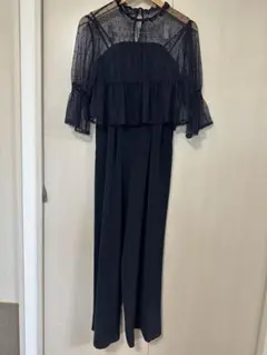 【アパートバイローリーズ】フリル付きセットアップ