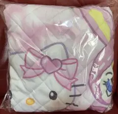 メゾピアノ　ハローキティ　もこもこブランケット