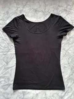 ユニクロHEATTECH ブラック 半袖Tシャツ Sサイズ