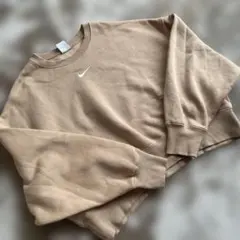 Nike ベージュ クロップドスウェット　トレーナー M