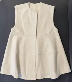 美品★アイボリー フレアシルエット ベスト
