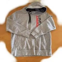 アンダーアーマー　パーカー　MD