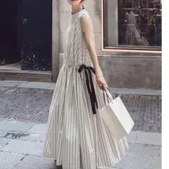 'S Max Mara コットン シルク マキシ丈 ロング ワンピース S MAX MARA コットン シルク ストライプ ワンピース - メルカリ