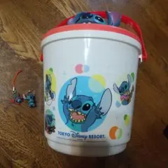 ディズニー・リロ&スティッチ・フィギュア付き小物ケース・チャーム・セットです♪