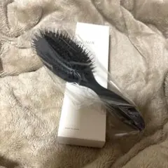 AKNIR アクニー スムースケアブラシ ヘアブラシ - メルカリ