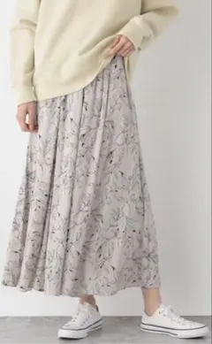 GLOBAL WORK サテンフレアワイドパンツ ホワイト系