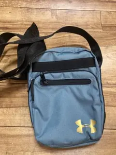Under Armour ショルダーバッグ グリーン