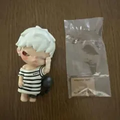POPMART HIRONO いたずらっ子シリーズ　MANACLE フィギュア