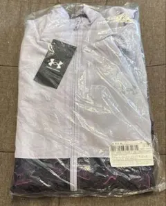 【新品タグ付き】アンダーアーマー　ウィンドブレーカー