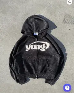 Younger Songのラメ入りジップパーカー