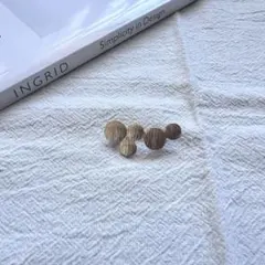 サークルブローチ　ゴールド　北欧風　ニュアンスゴールド プレゼント