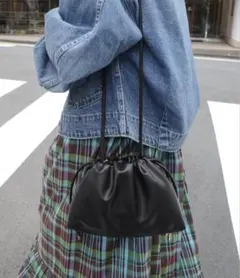 Item thumbnail for item 32600ae9-f2db-41aa-aa0d-de1ce590fc05