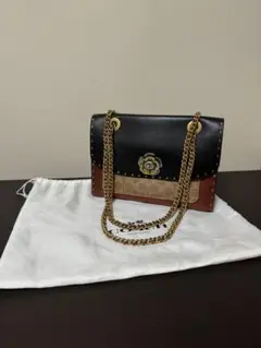 最終値下げ表示【コーチ】　ターンロック　ショルダーバッグ