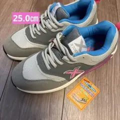 韓国スニーカー