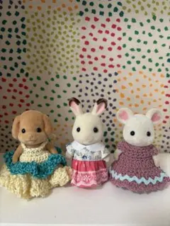 No.2249 シルバニアファミリー女の子ワンピース　ハンドメイド