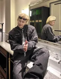 【美品】 韓国風 デニムジャケット 黒 ブラック