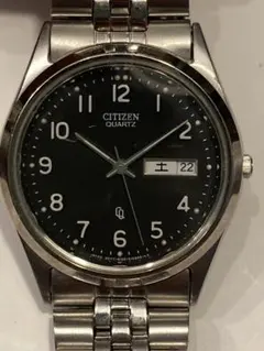CITIZEN ビンテージクォーツ メンズ腕時計