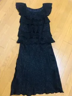 ストロベリーフィールズ　黒のセットアップ