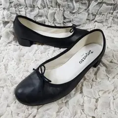 【美品/38.5】 レペット カミーユ レザー フラットシューズ 3cmヒールのサムネイル