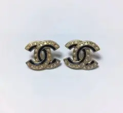 ヴィンテージボタン　シャネル　パールブラック　ピアス