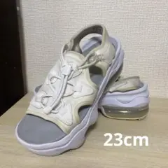 エアマックスココサンダル　ナイキ　ホワイト