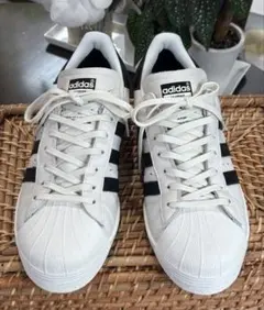 美品 アディダス スーパースター82 GTX GORE-TEX 26.5ホワイトのサムネイル