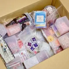 【⭐️段ボール120サイズ⭐️】レジン用品.モールド50個.パーツ まとめ売り